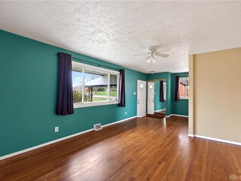 5311 Eastman Avenue, Mad River Township, OH 45432 Photo 9