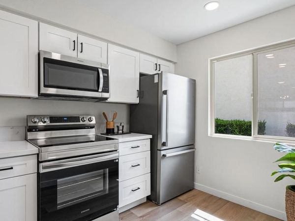 134 Espanas, Escondido, CA 92026