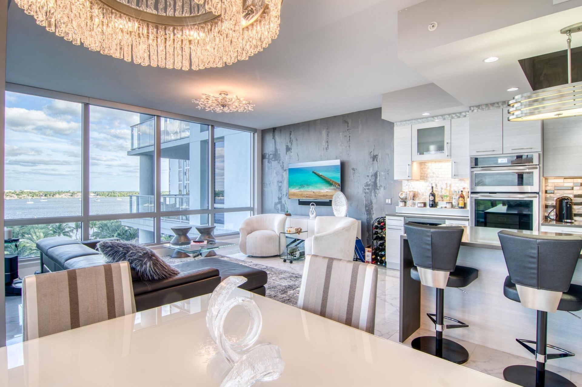 1 Water Club Way, Unit 601, North Palm Beach, FL 33408 Photo