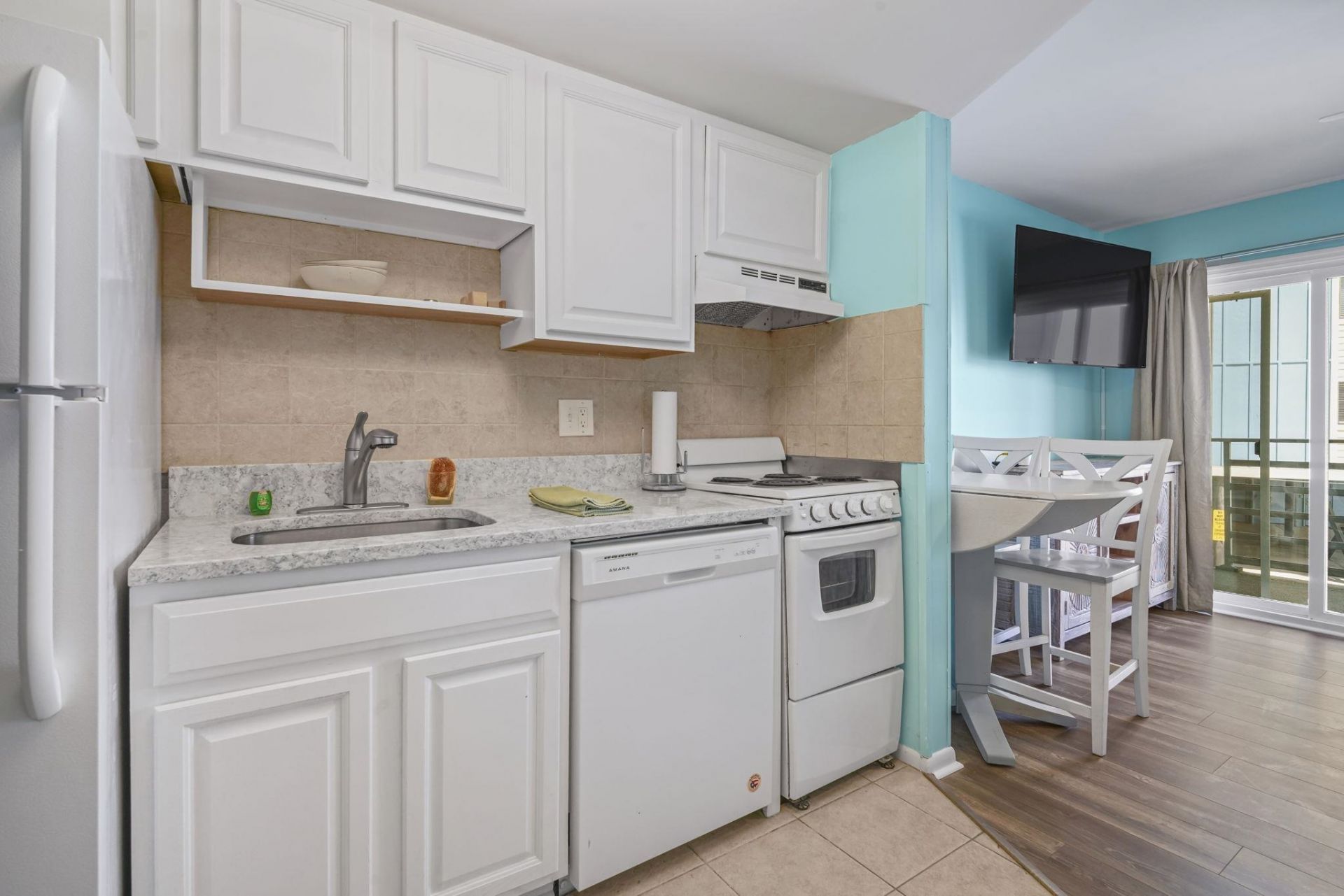 920 N Waccamaw Dr.  Photo 10