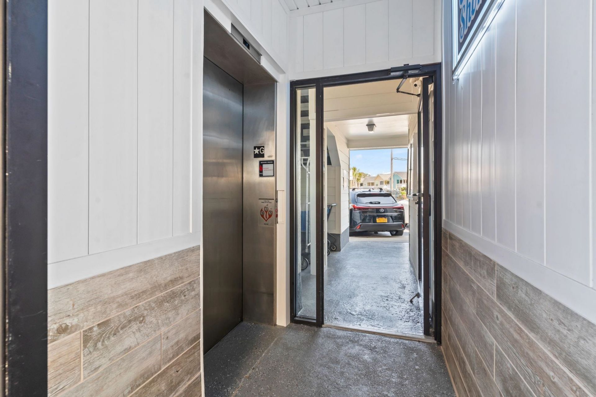 920 N Waccamaw Dr.  Photo 27