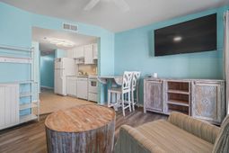 920 N Waccamaw Dr.  photo 4