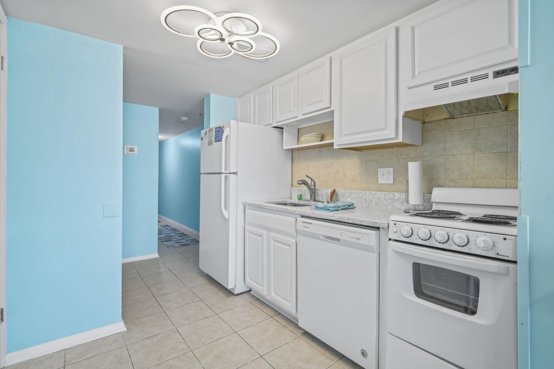 920 N Waccamaw Dr.  Photo 7