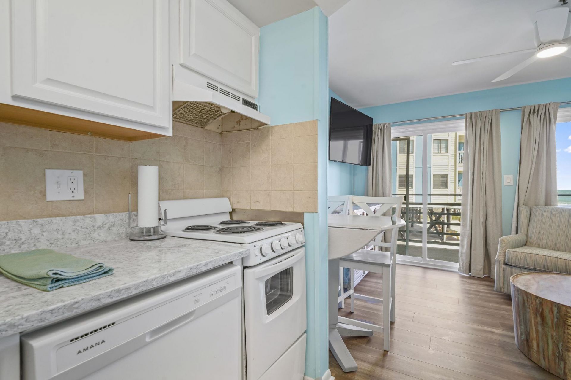 920 N Waccamaw Dr.  Photo 9