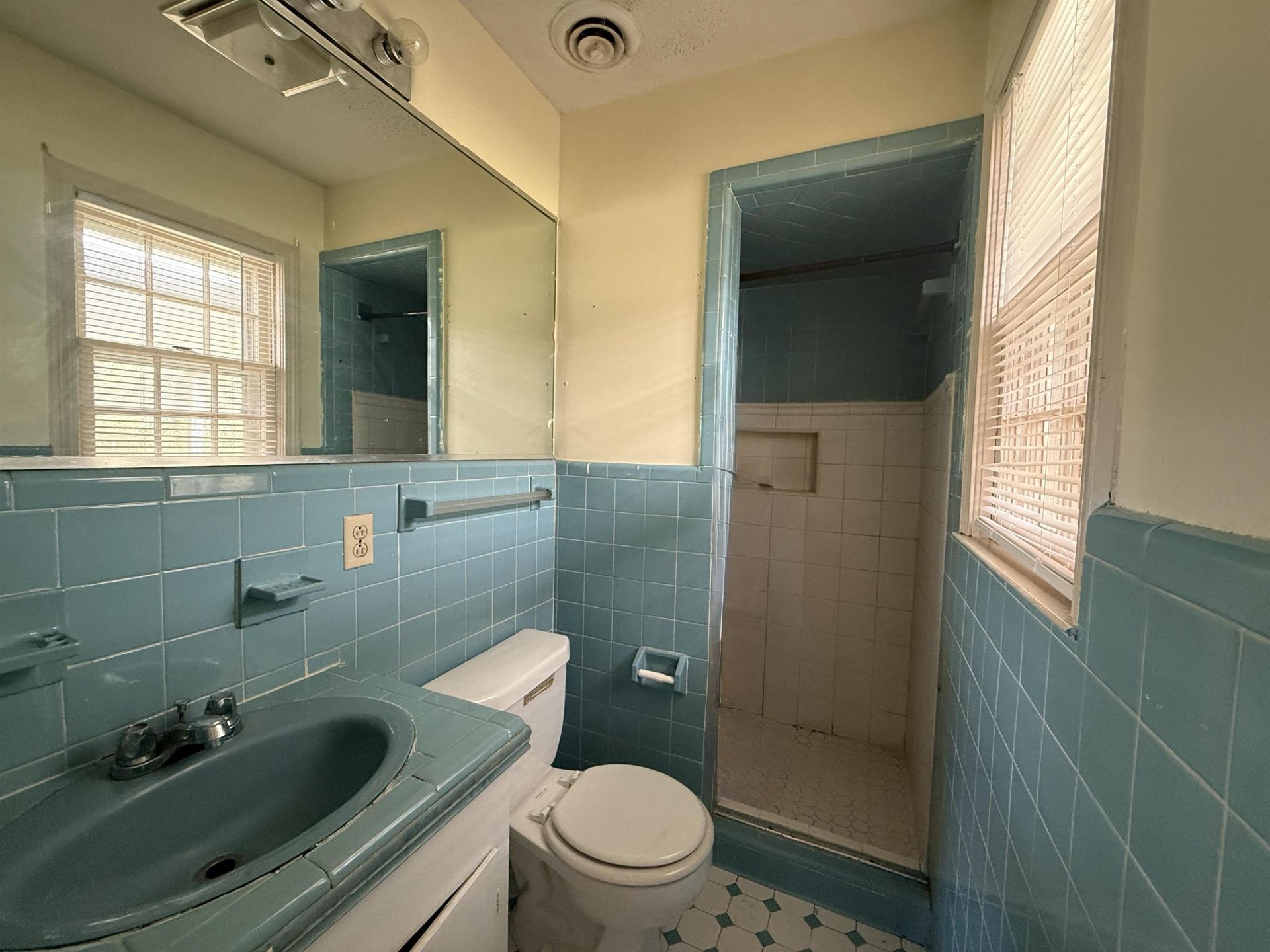 101 Morris Circle Photo 10