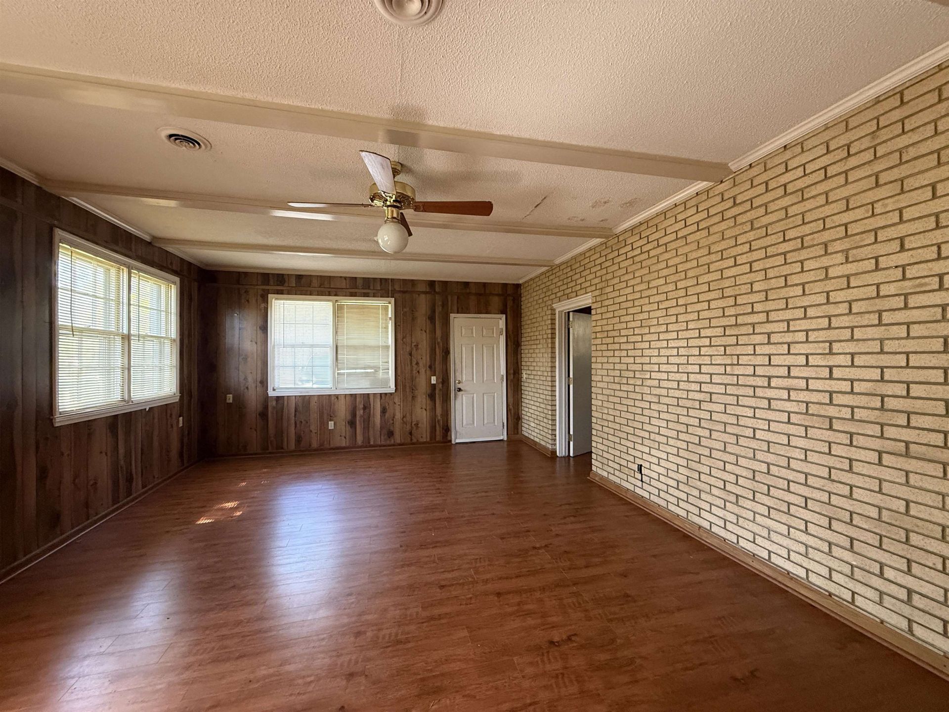 101 Morris Circle Photo 15