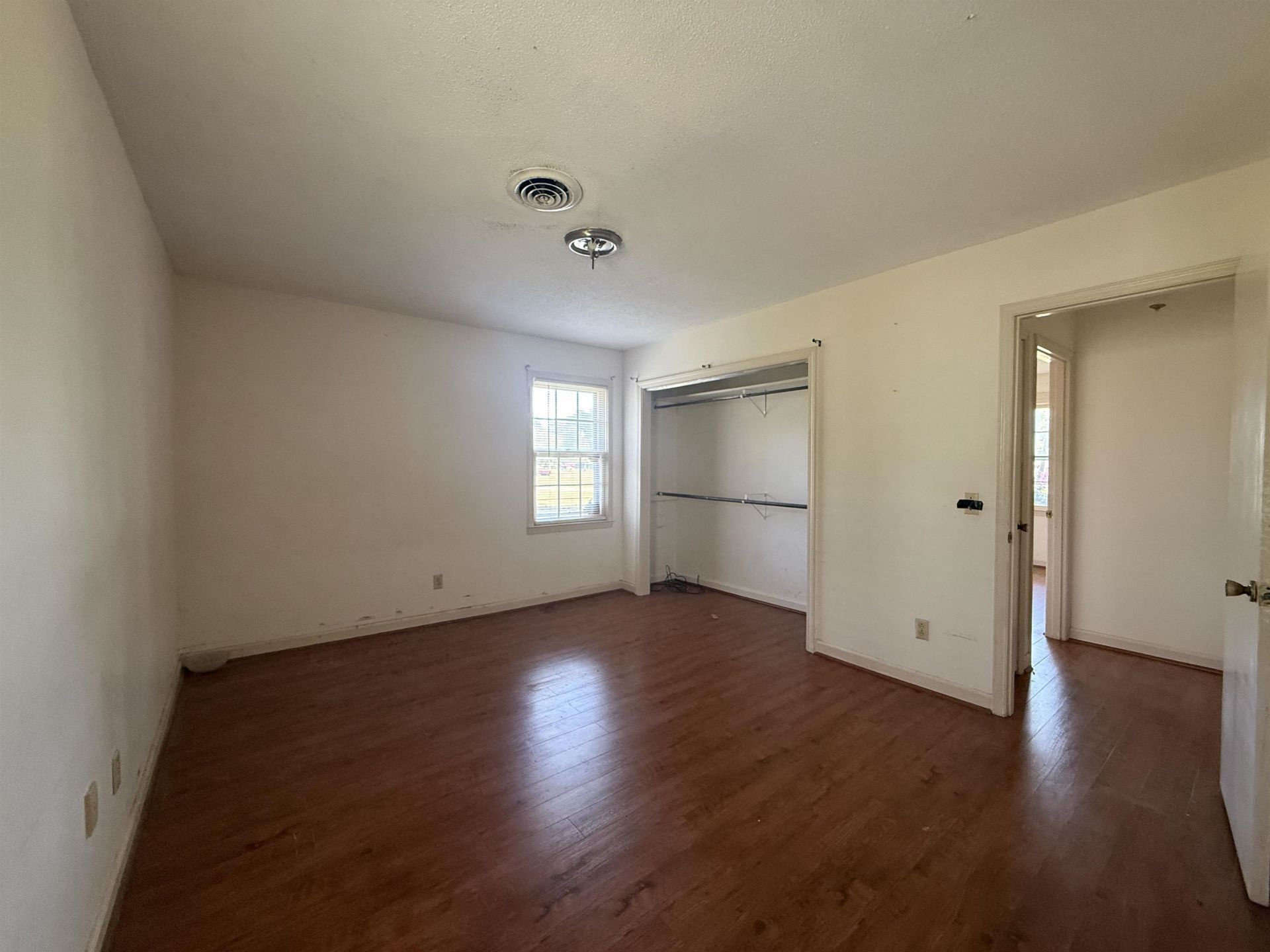 101 Morris Circle Photo 9