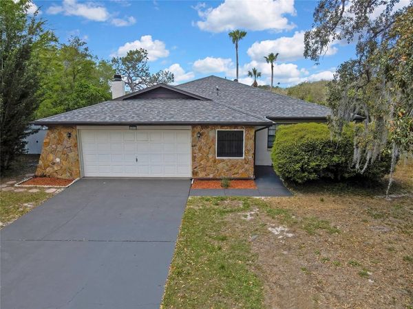 1021 WATERFALL DRIVE , SPRING HILL, FL 34608
