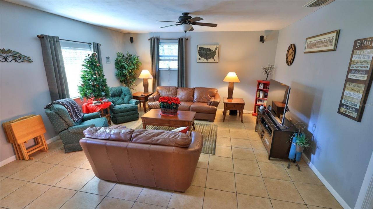 515 Oliver Drive, New Smyrna Beach, FL 32168 Photo