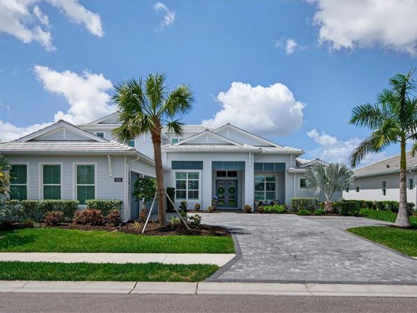 8331 REDONDA LOOP, LAKEWOOD RANCH, FL 34202