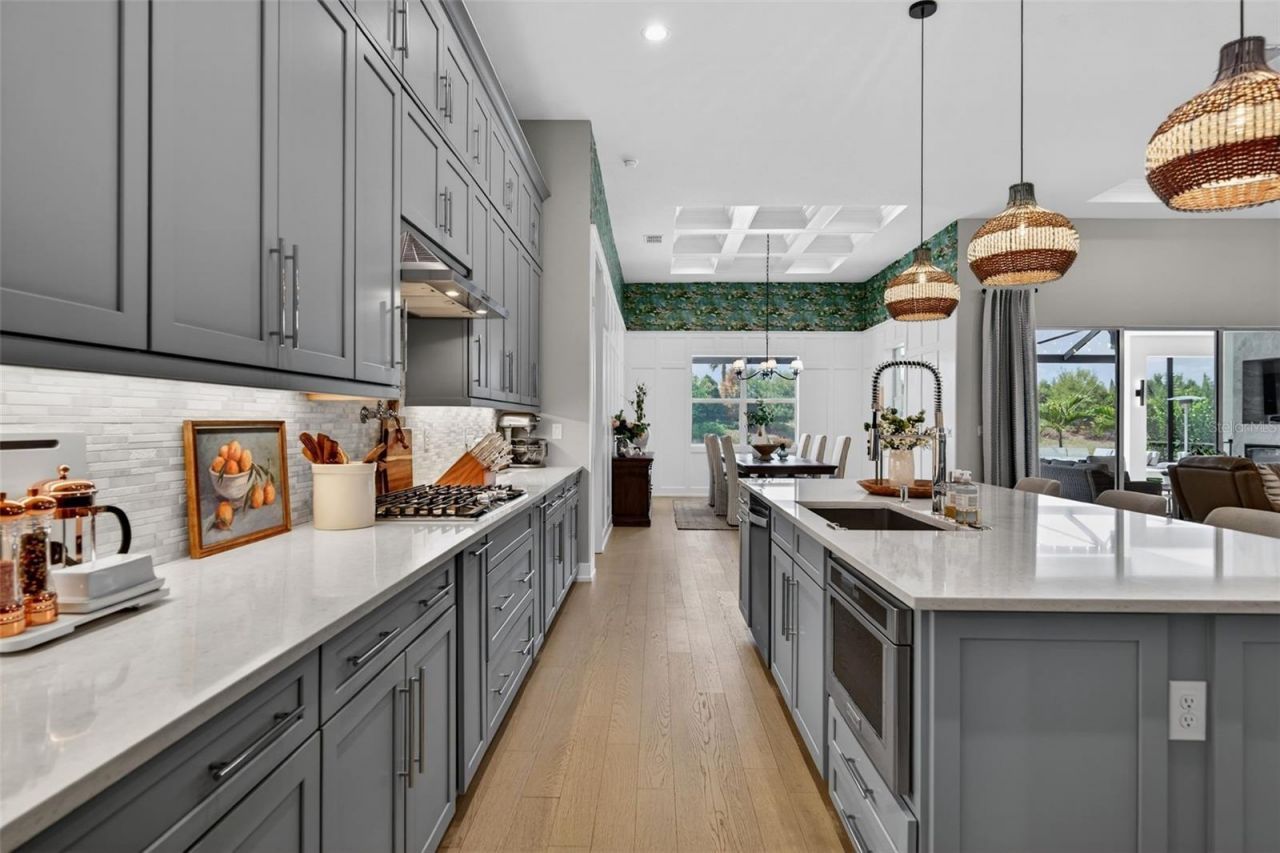 8331 Redonda Loop, Lakewood Ranch, FL 34202 Photo