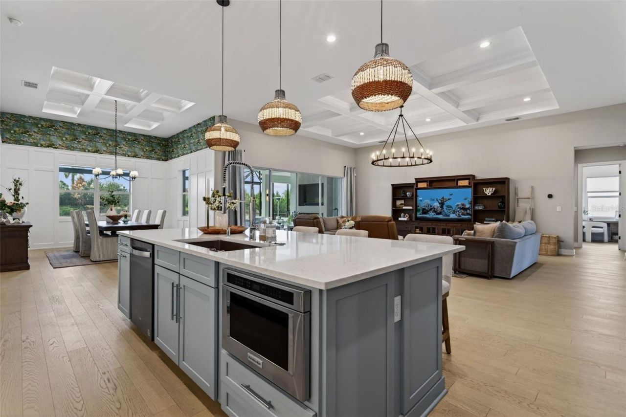 8331 Redonda Loop, Lakewood Ranch, FL 34202 Photo