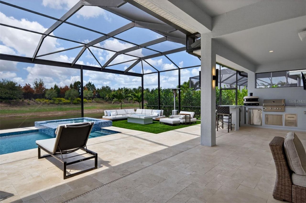 8331 Redonda Loop, Lakewood Ranch, FL 34202 Photo