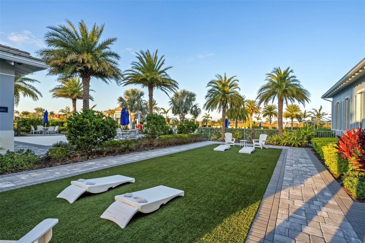 8331 Redonda Loop, Lakewood Ranch, FL 34202 Photo