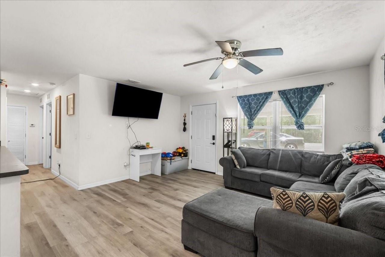 517 E Main Street, Bronson, FL 32621 Photo