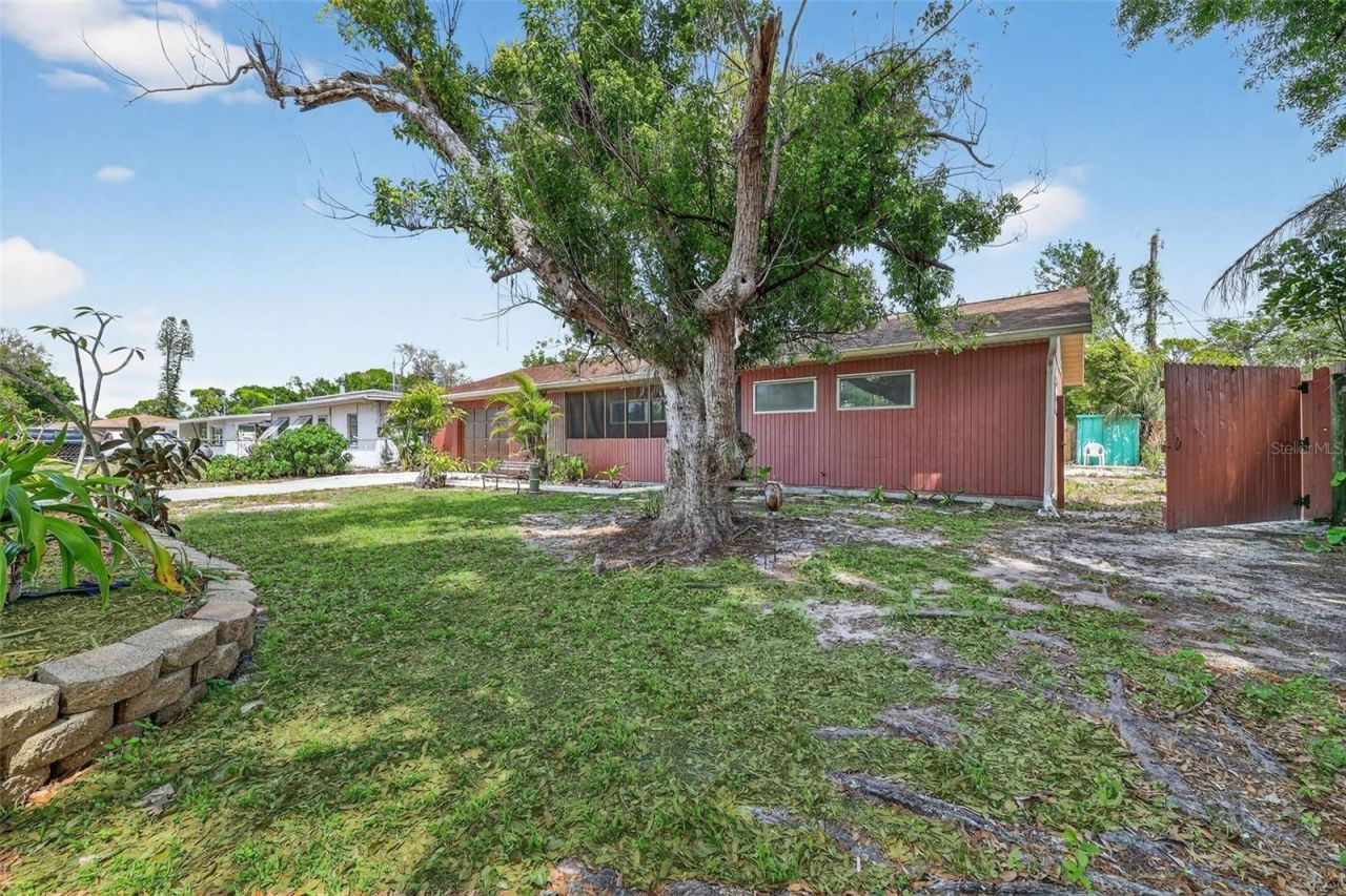 4811 22nd Street W, Bradenton, FL 34207 Photo