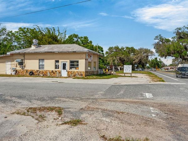 800 S US 301, SUMTERVILLE, FL 33585