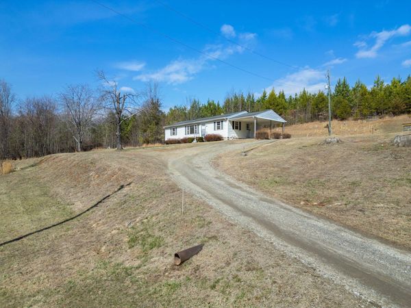 137 Sunnybrook CIR , Bassett, VA 24055