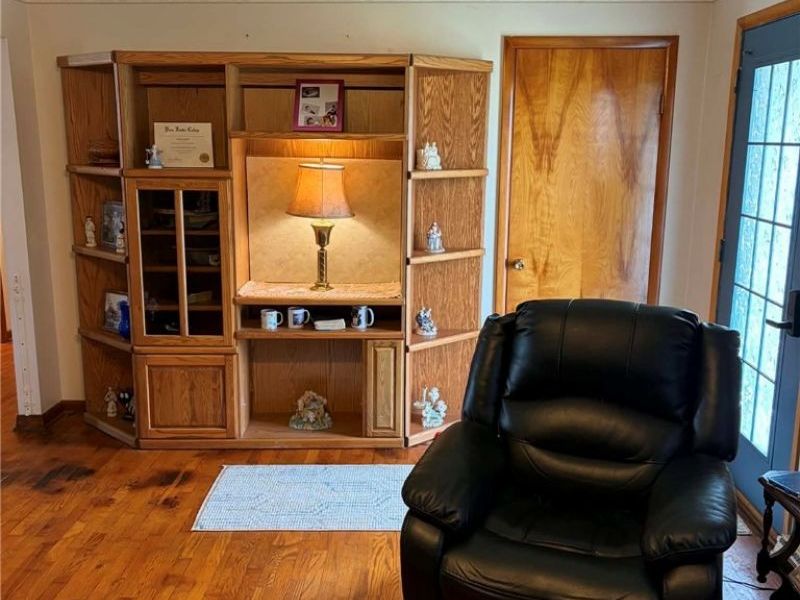 810 Woodale Drive , Bucyrus, OH 44820 Photo 3