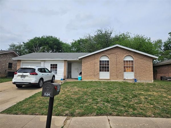 1509 Rebecca Lane, Arlington, TX 76014
