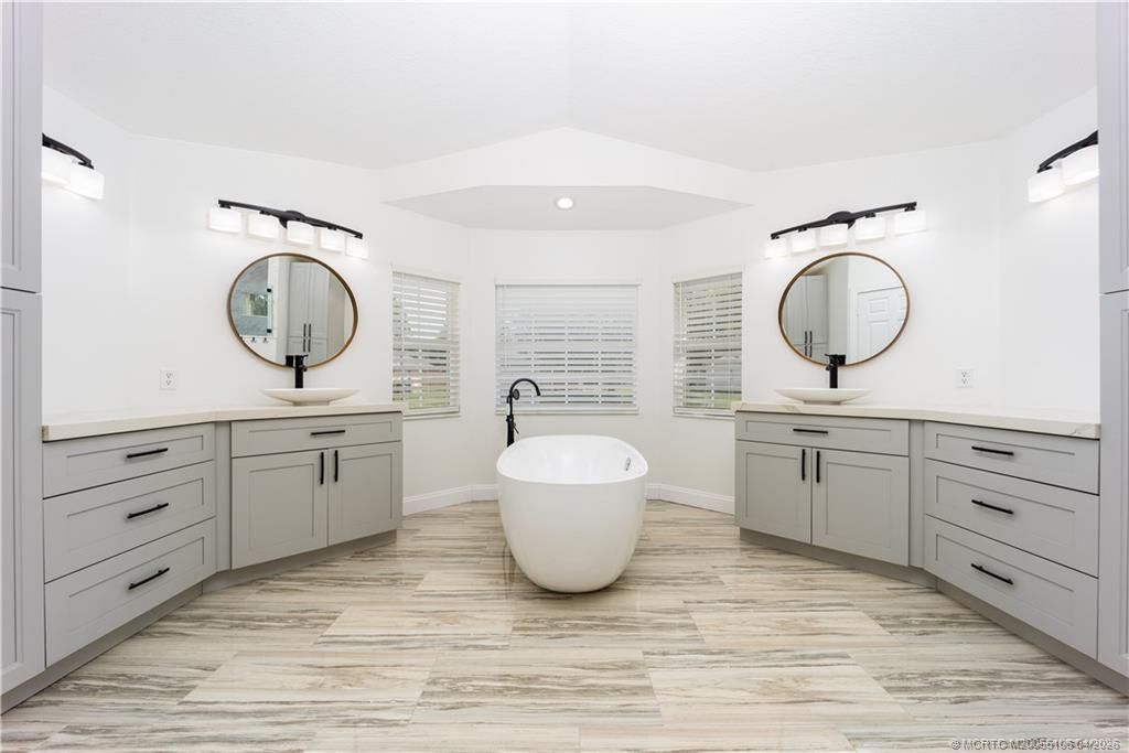 5936 NW Brenda Circle, Port Saint Lucie, FL 34986 Photo