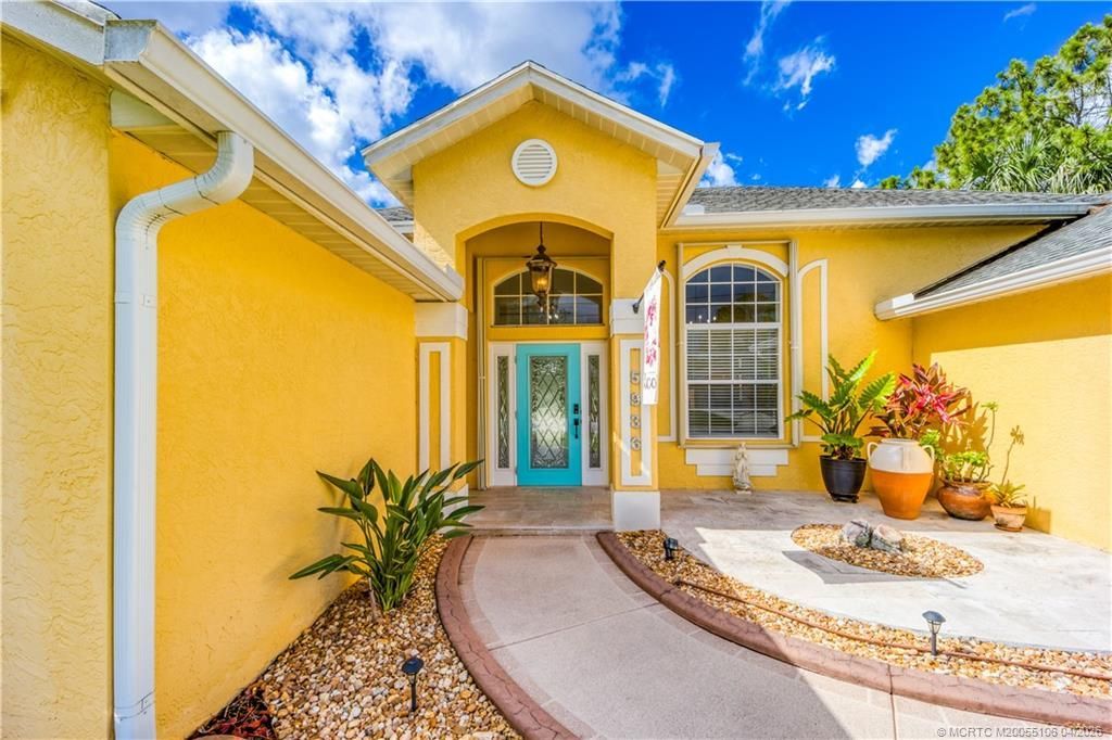 5936 NW Brenda Circle, Port Saint Lucie, FL 34986 Photo