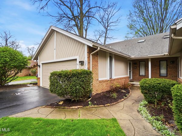 3251 Woodbrook Road, Toledo, OH 43617