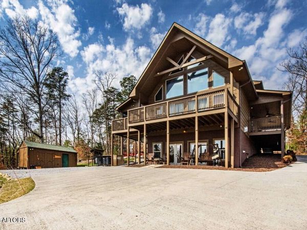 1607 Ridgecrest Drive, Sevierville, TN 37876