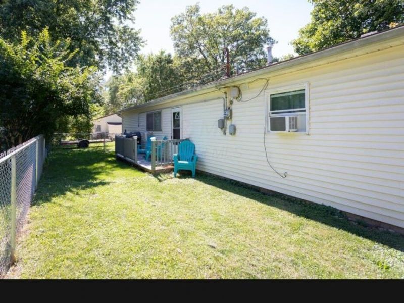 3700 Laguna Drive , Columbus, OH 43232 Photo 3