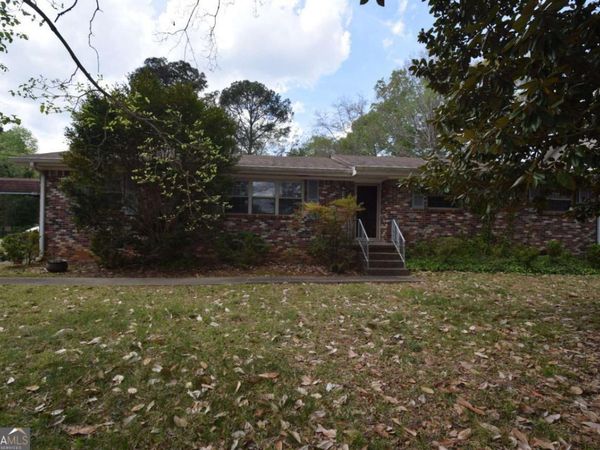 928 Rays Road, Stone Mountain, GA 30083