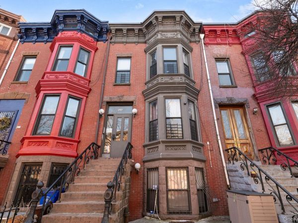 426 54th Street , Brooklyn, NY 11220