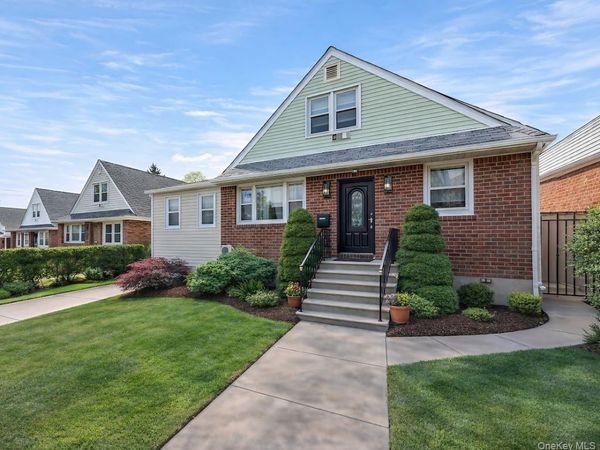 14-24 139th Street, Whitestone, NY 11357