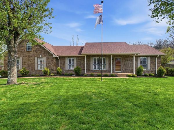 306 Carlton Pl, Goodlettsville, TN 37072