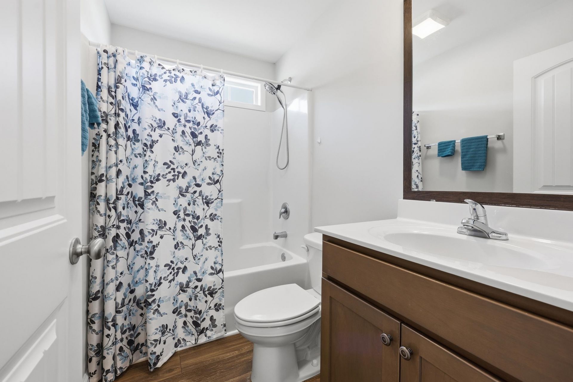 105 Rosewood Dr.  Photo 18