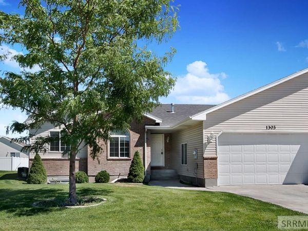 1303 Jackson Drive, AMMON, ID 83406