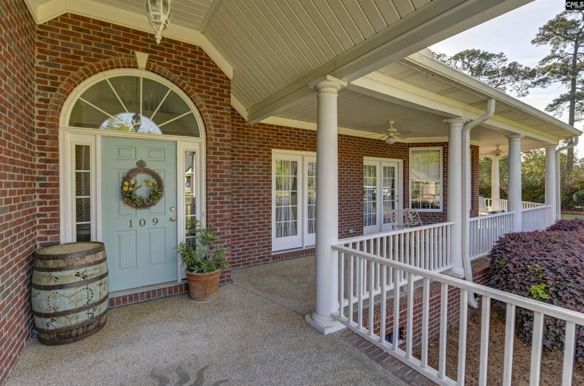 109 Manning Drive  Photo 4