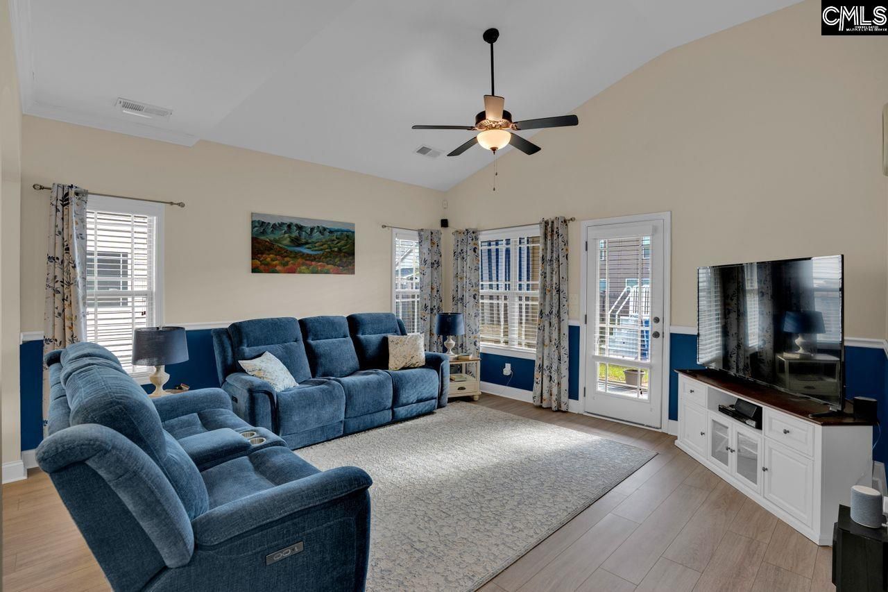 237 Rosecrest Road  Photo 9