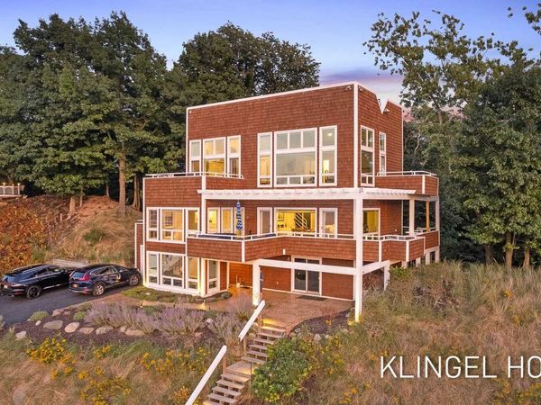 140 Prospect Street, Grand Haven, MI 49417