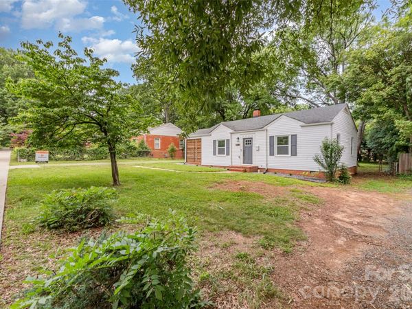 2601 Ashley Road, Charlotte, NC 28208