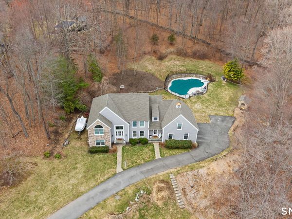 6 Shepards, New Fairfield, CT 06812