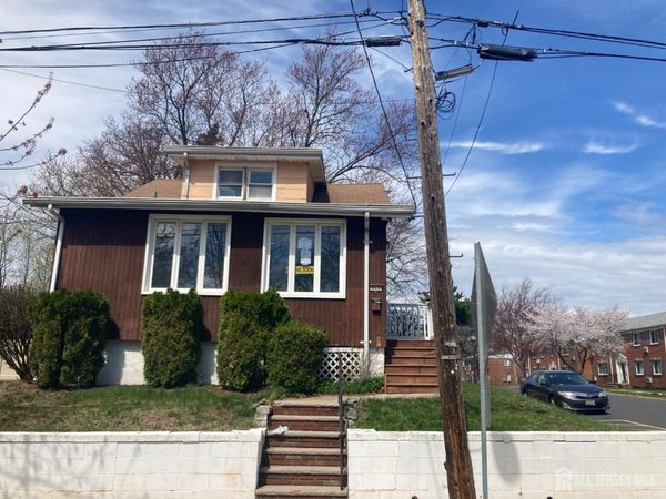 913 Eden Avenue , Highland Park, NJ 08904