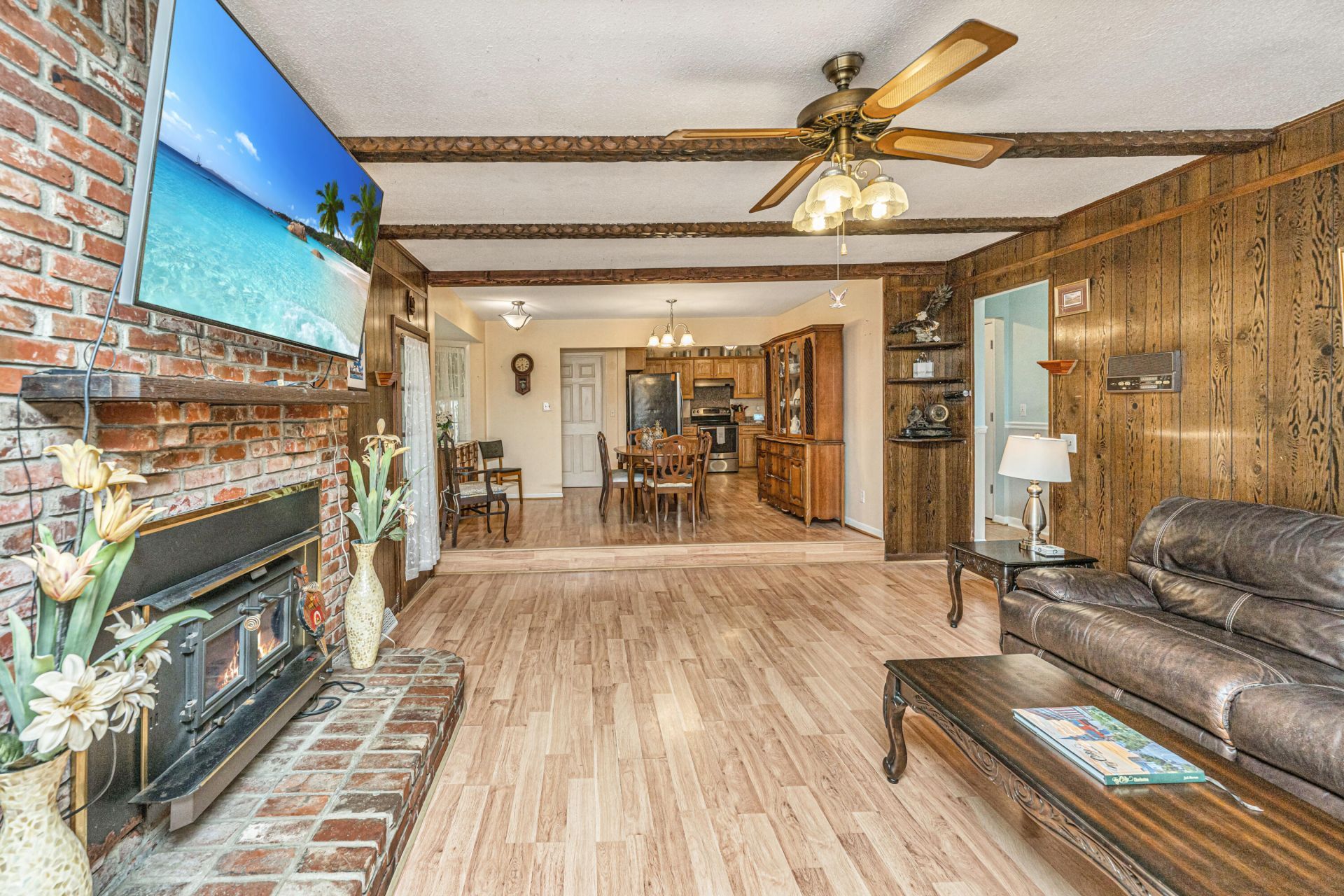 110 Two Wood Court Photo 10