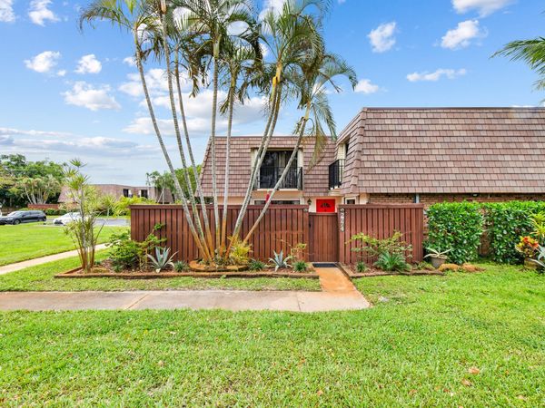 2774 SW 15th Street, Unit 2774, Deerfield Beach, FL 33442