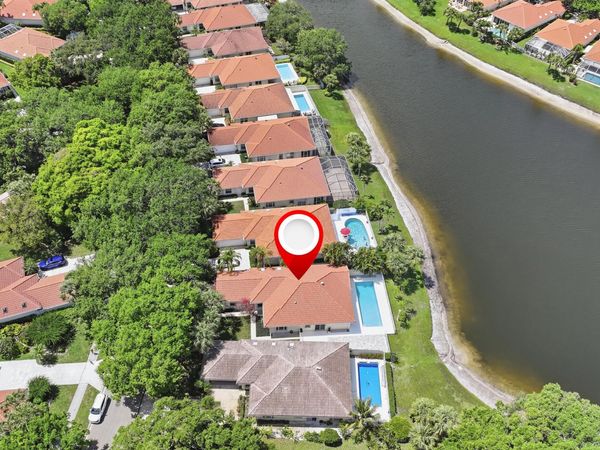 283 Kelsey Park Circle, Palm Beach Gardens, FL 33410