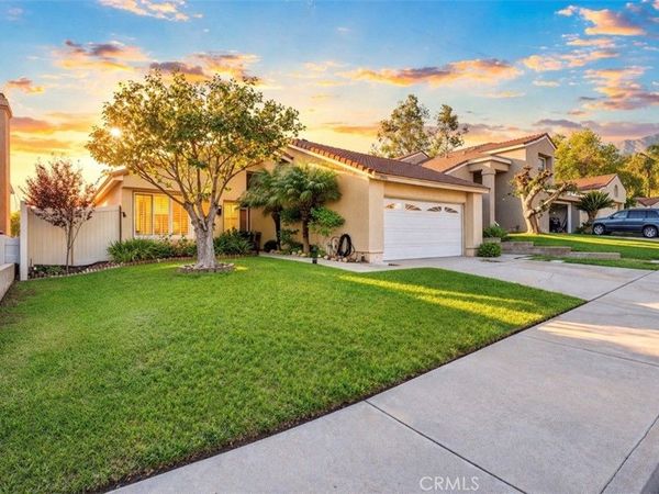 28966 Shadow Creek, Highland, CA 92346