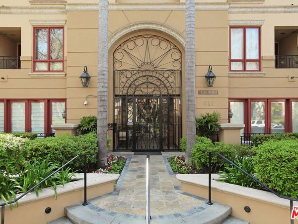 411 N Oakhurst Drive, Unit 404, Beverly Hills, CA 90210