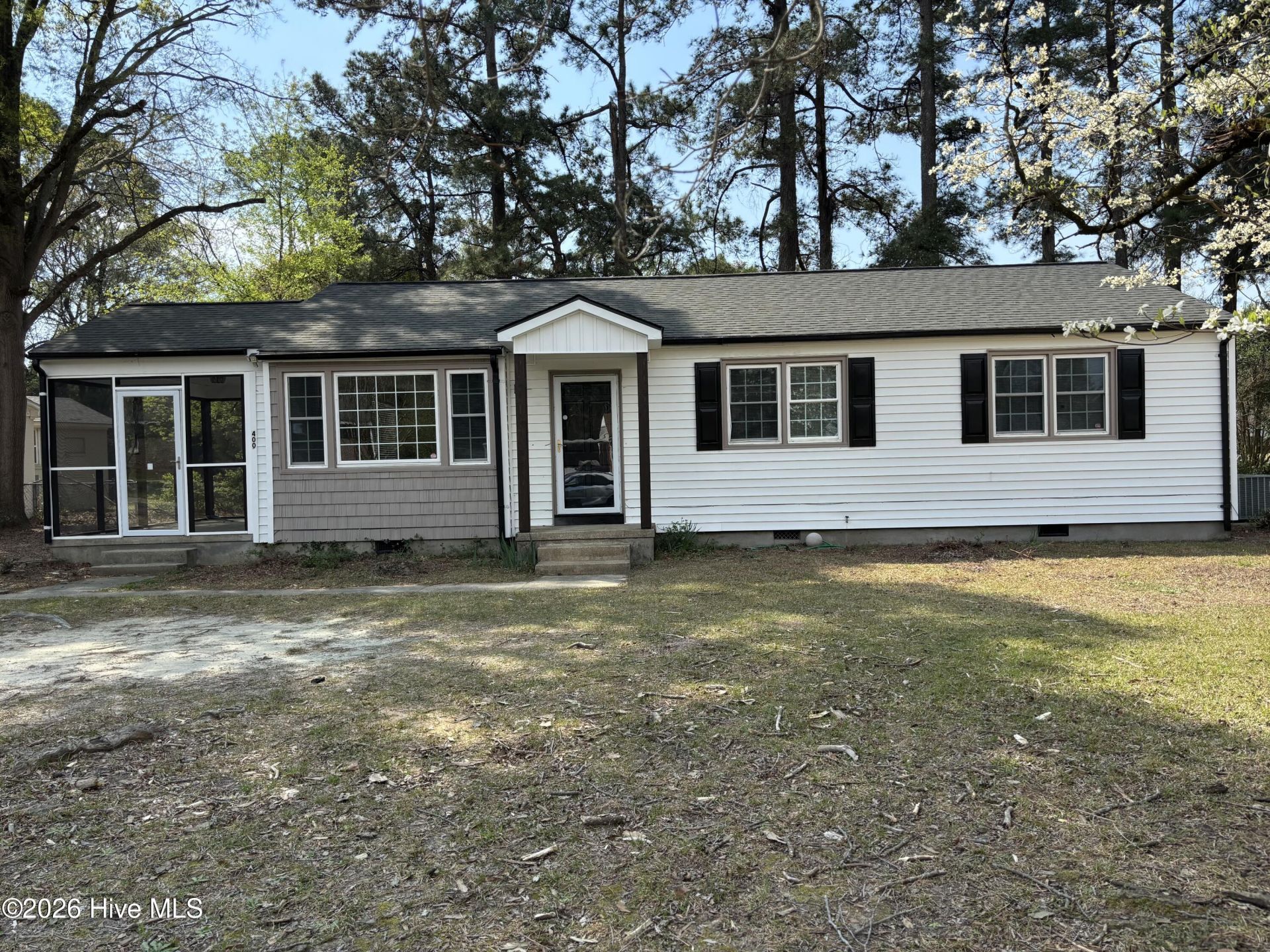 400 Quail Drive, Goldsboro, NC 27534 Main Photo