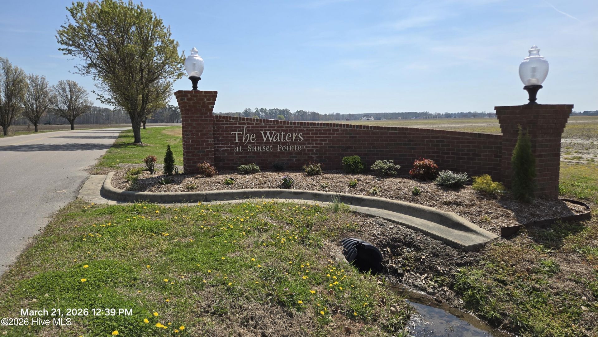 490 Pointe Vista Drive, Elizabeth City, NC 27909 Main Photo