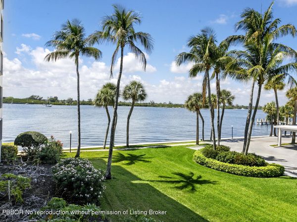 2860 S Ocean Boulevard S, Unit 205, Palm Beach, FL 33480