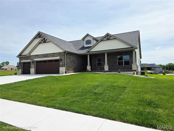 3740 Golfview Circle, Shiloh, IL 62221
